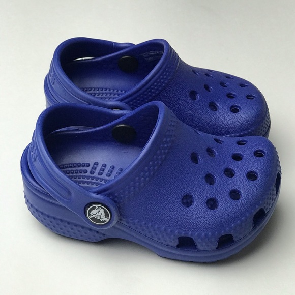 infant crocs 3c